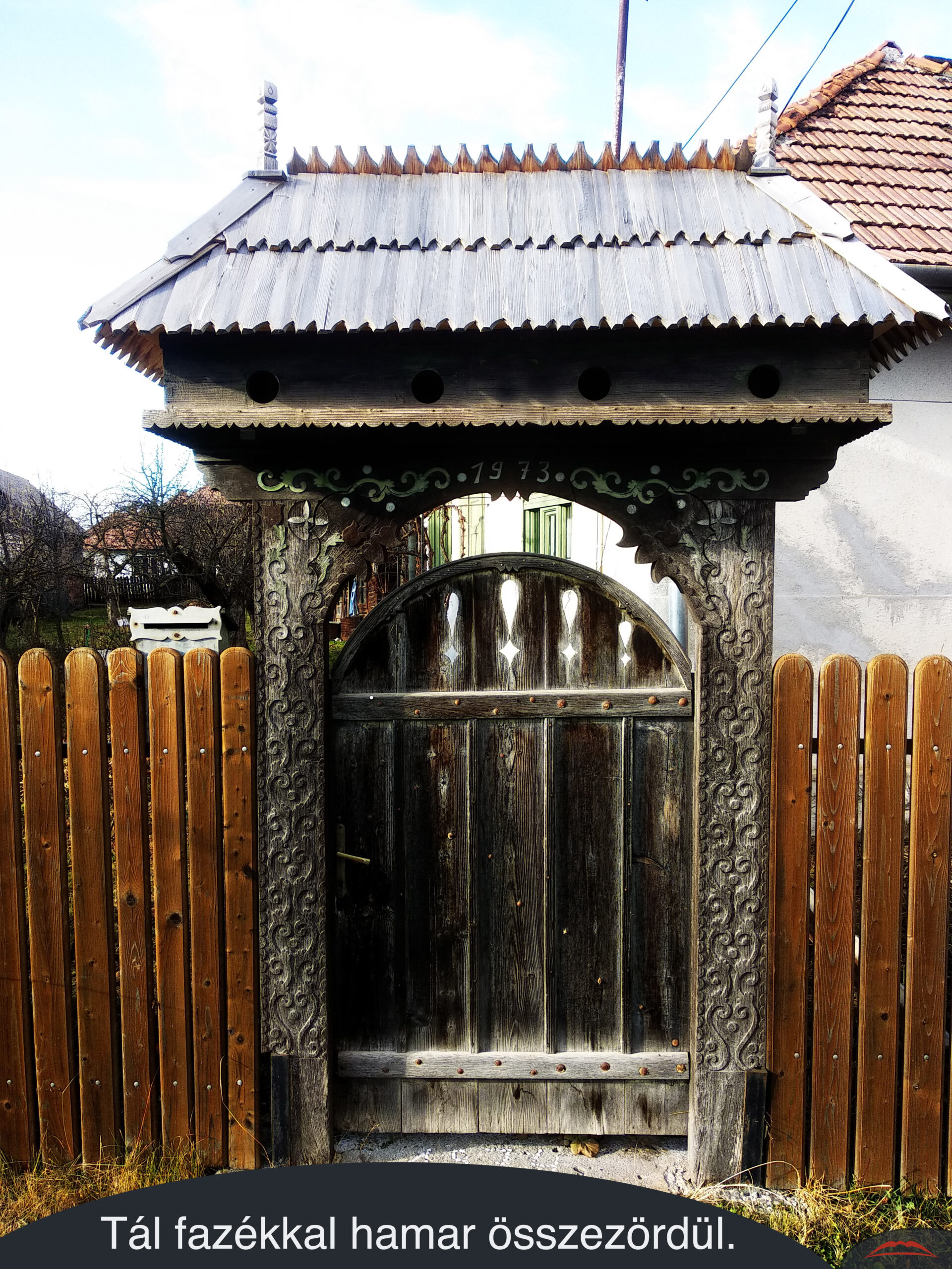 Tál fazékkal hamar összezördül.