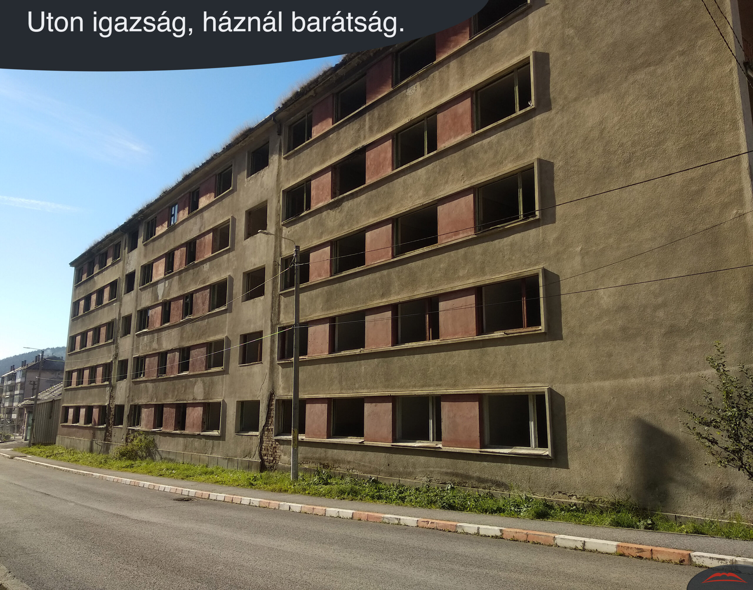 Uton igazság, háznál barátság.