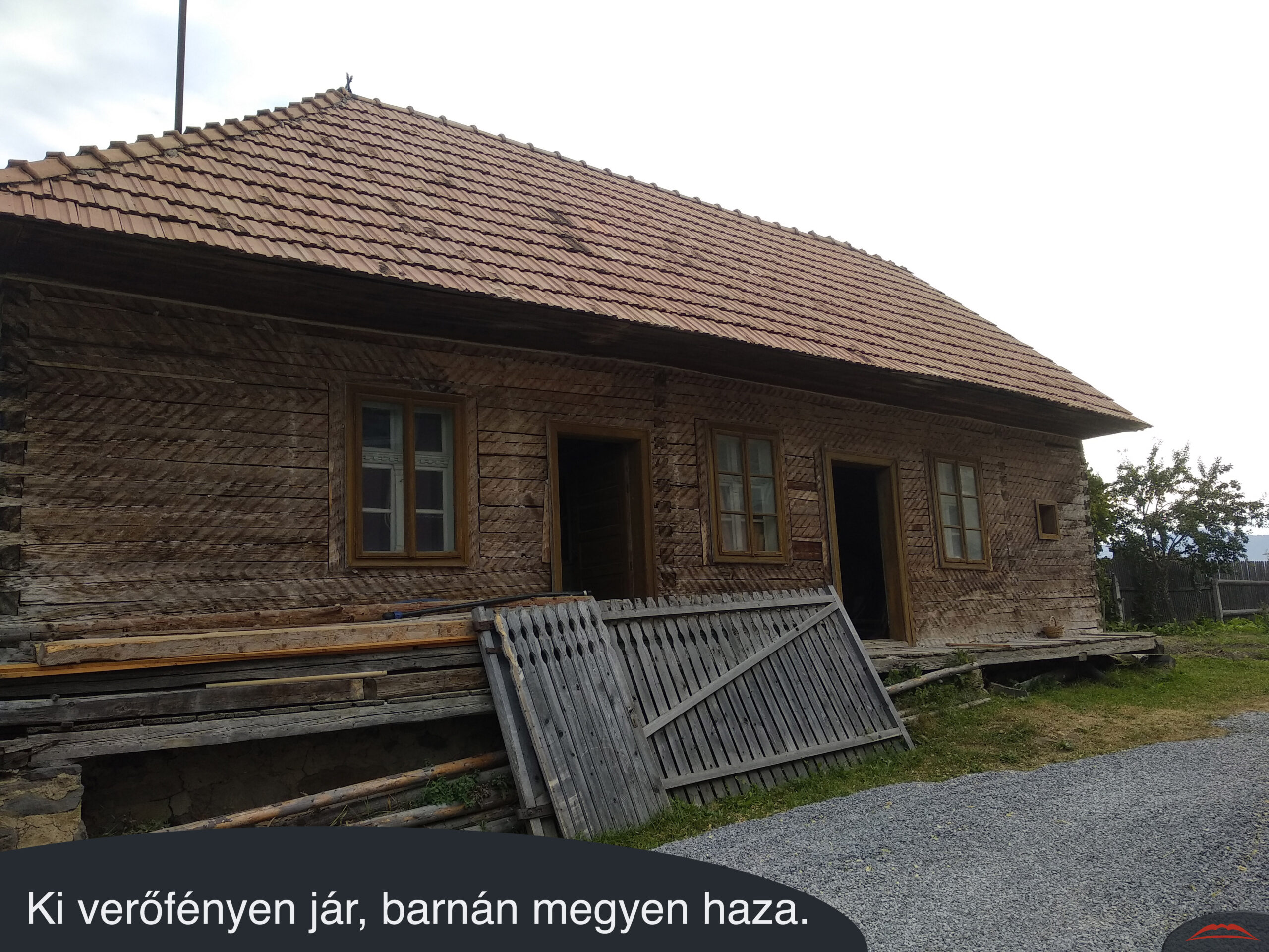 Ki verőfényen jár, barnán megyen haza.