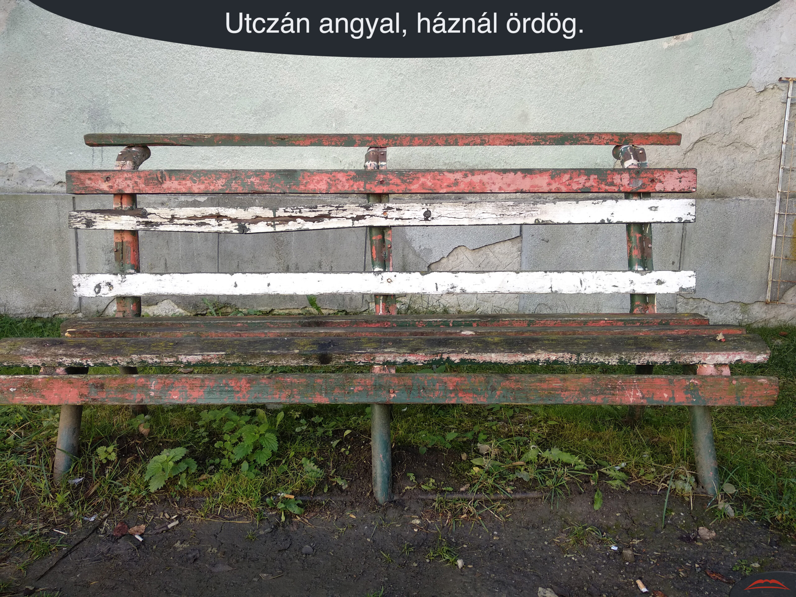 Utczán angyal, háznál ördög.