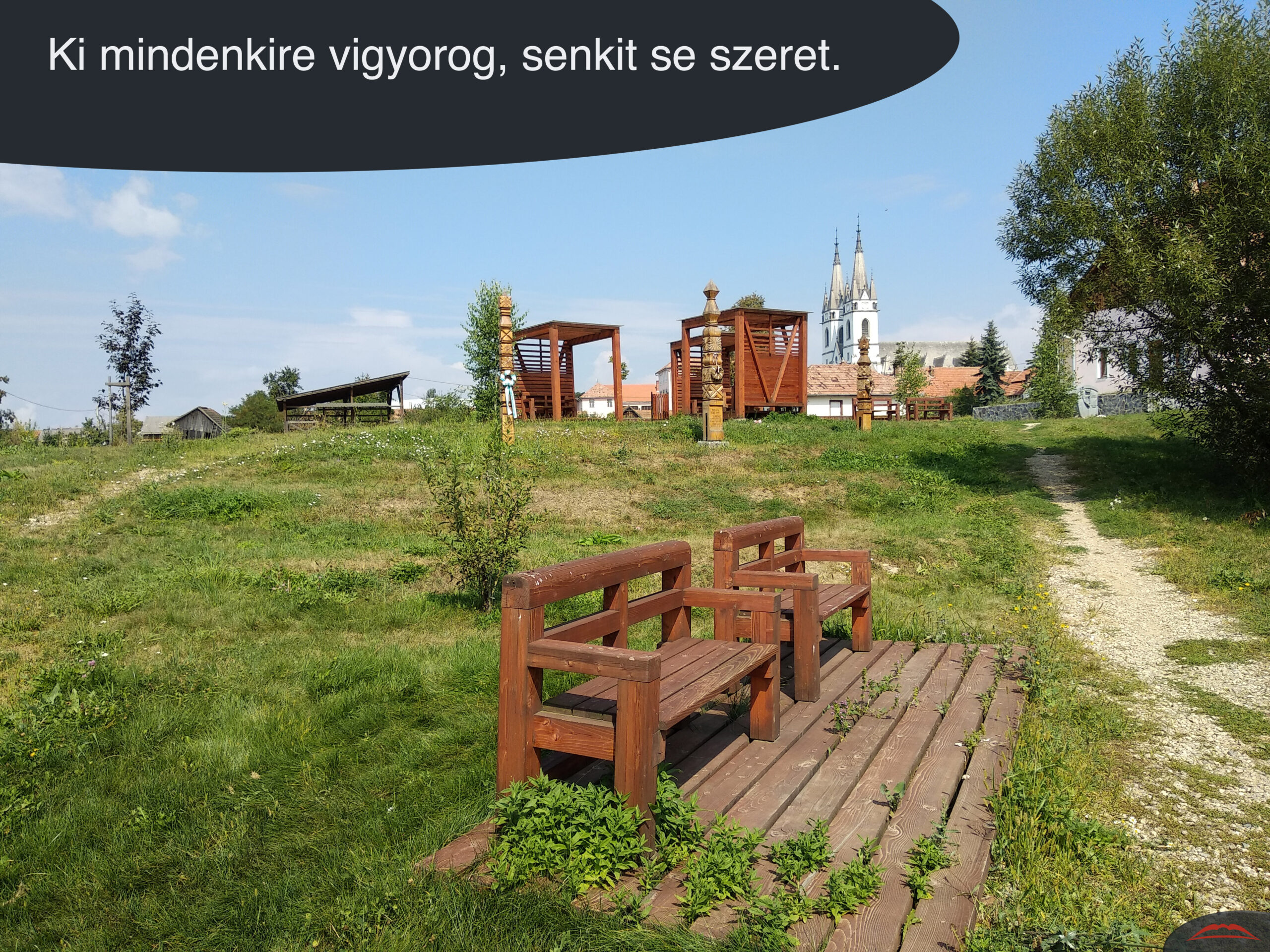 Ki mindenkire vigyorog, senkit se szeret.